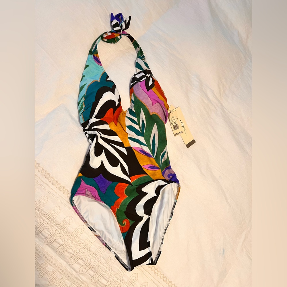 Women’s One Piece Bathing suit